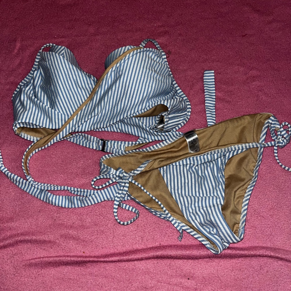 never worn old navy bikini set